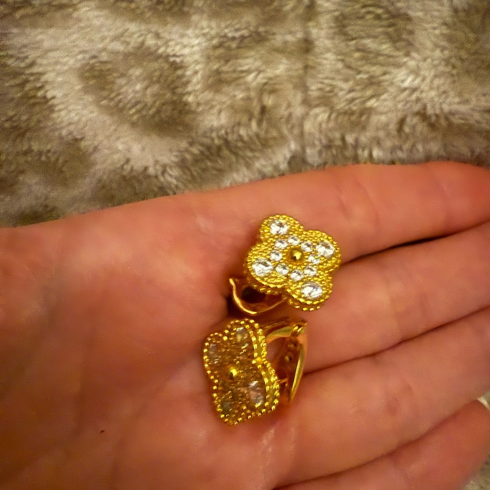 Elegant Gold and Silver Arpel Earrings